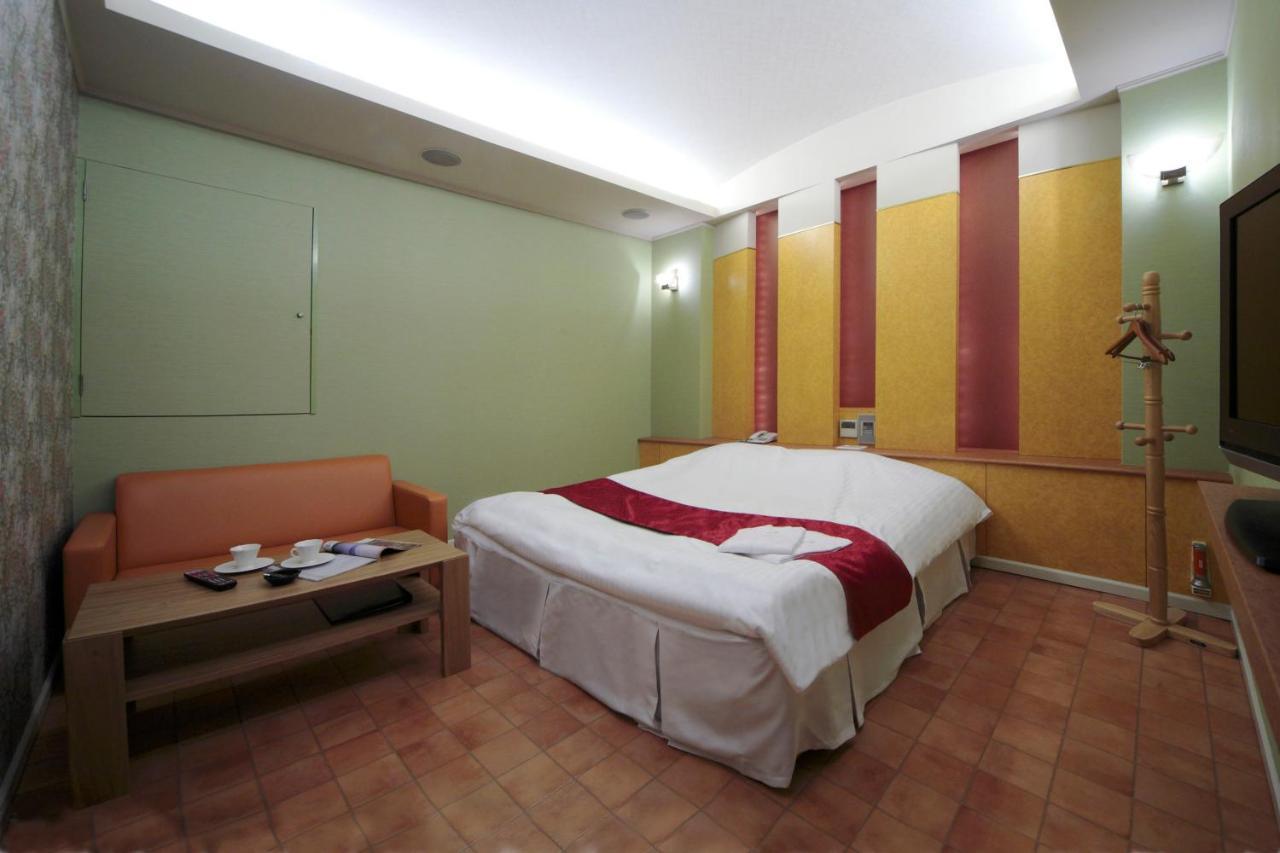 Hotel Lala Minato - Adult Only Nagoya Dış mekan fotoğraf