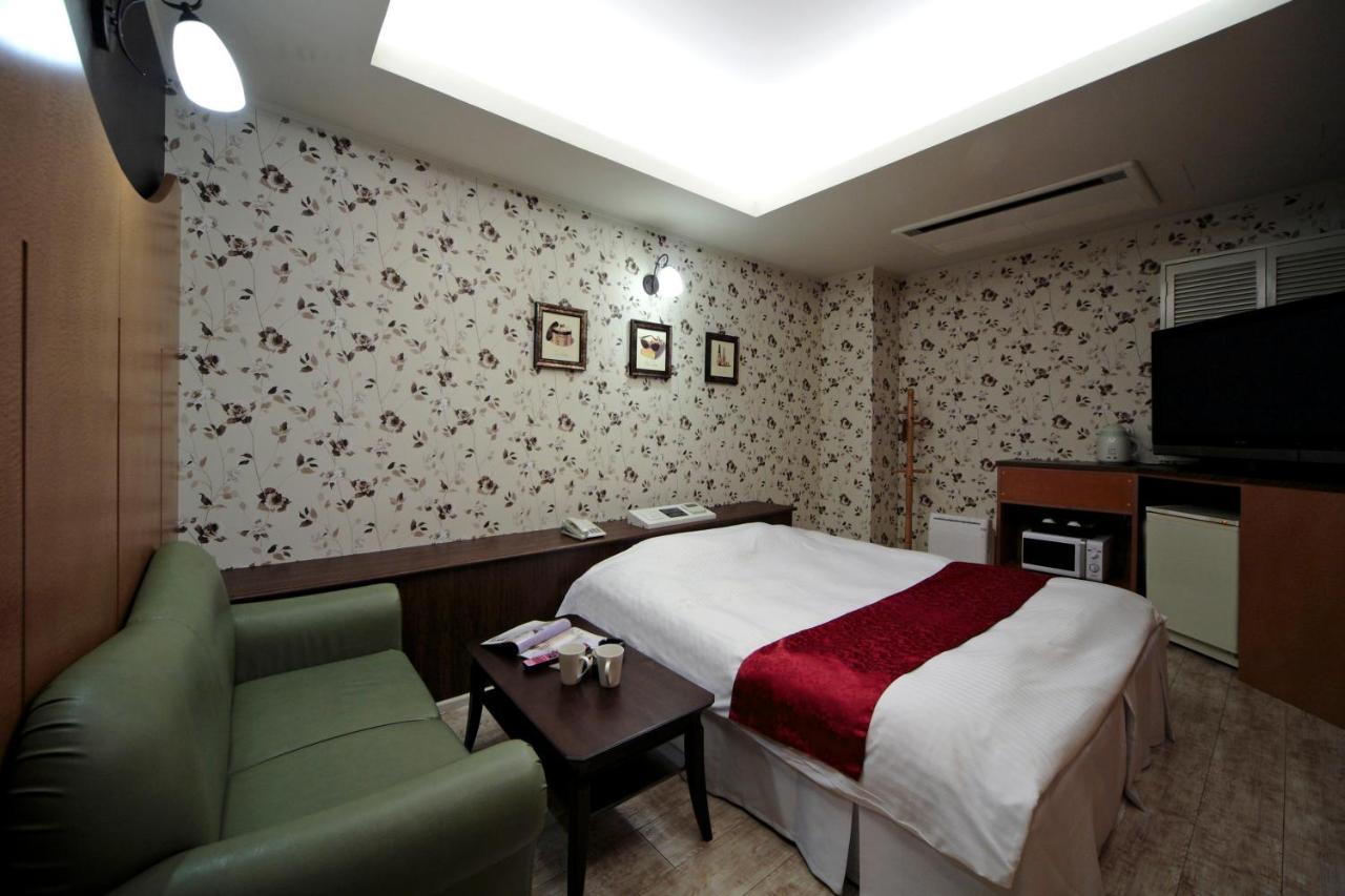 Hotel Lala Minato - Adult Only Nagoya Dış mekan fotoğraf