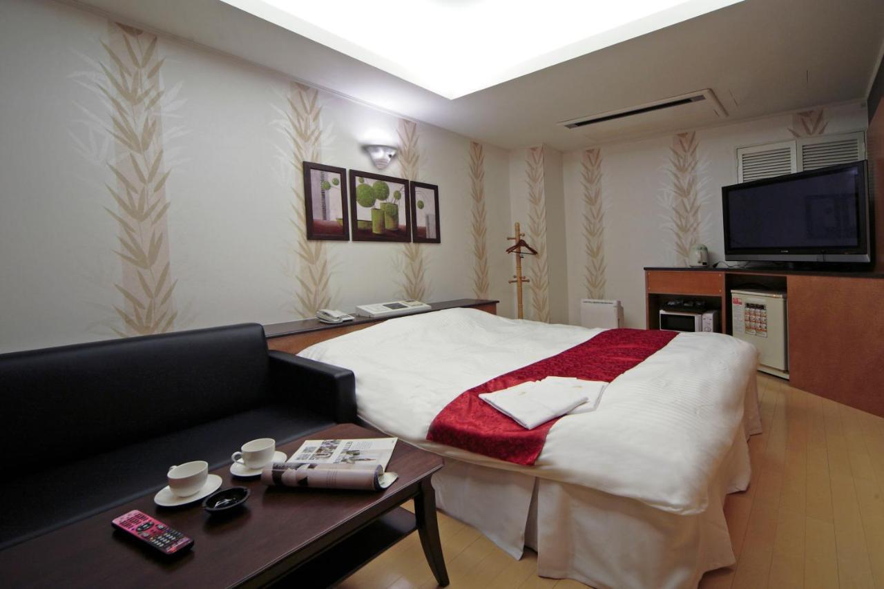 Hotel Lala Minato - Adult Only Nagoya Dış mekan fotoğraf