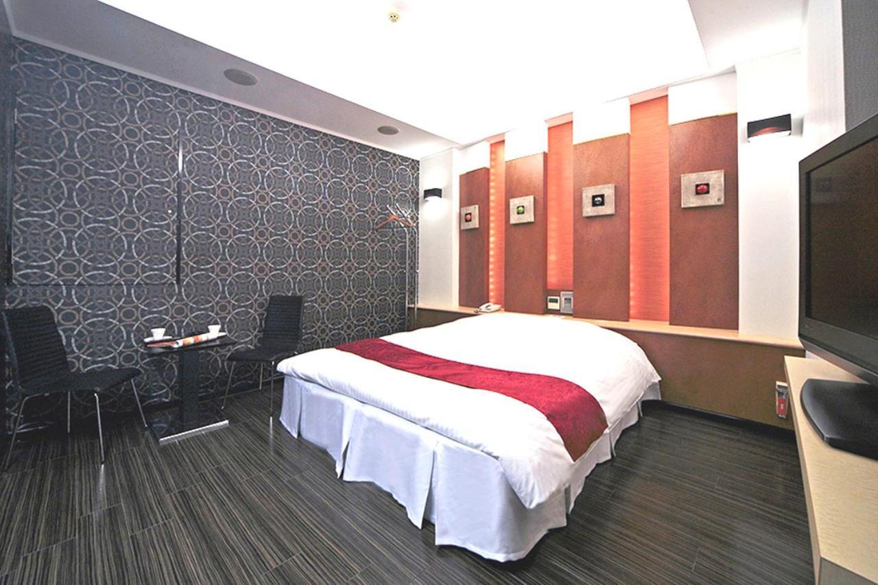 Hotel Lala Minato - Adult Only Nagoya Dış mekan fotoğraf