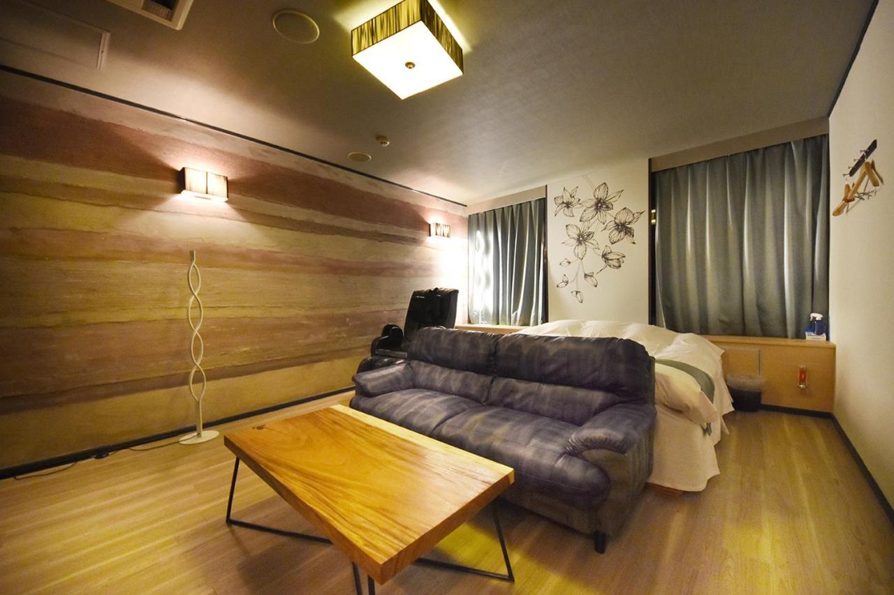 Hotel Lala Minato - Adult Only Nagoya Dış mekan fotoğraf